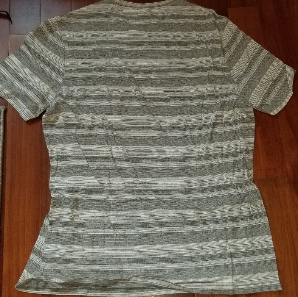 Shirt - Picture 2 of 3